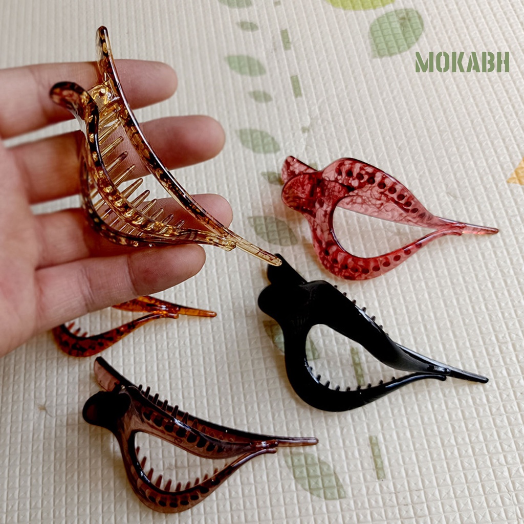 Lược Cài Tóc Họa Tiết Trái Tim Rỗng Chống Trượt