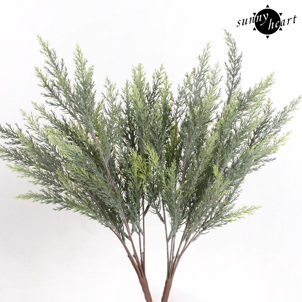 1 Nhánh Cây Thông Giả Bằng Nhựa Dùng Trang Trí Ban Công