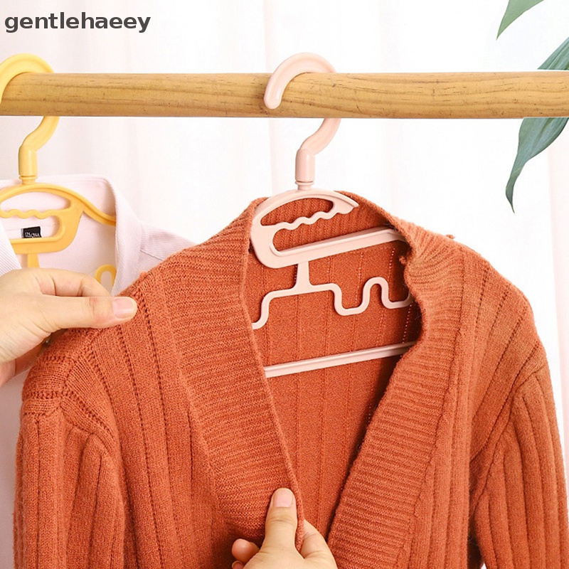 Móc Phơi Quần Áo Nhiều Cổng Bằng Nhựa Tiện Dụng