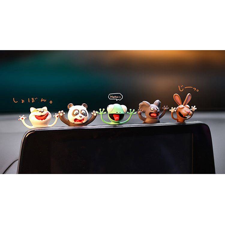 Lucky Cat Car Sticker Tesla Model3yxs Screen Decoration Car Hanging Panel Doll Car Lying Small Decoration P5KU