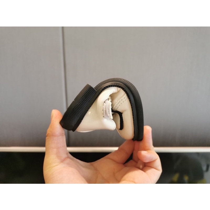 Giày búp bê quai dán đính ngọc mềm êm nhẹ chống trơn trượt cho bé yêu