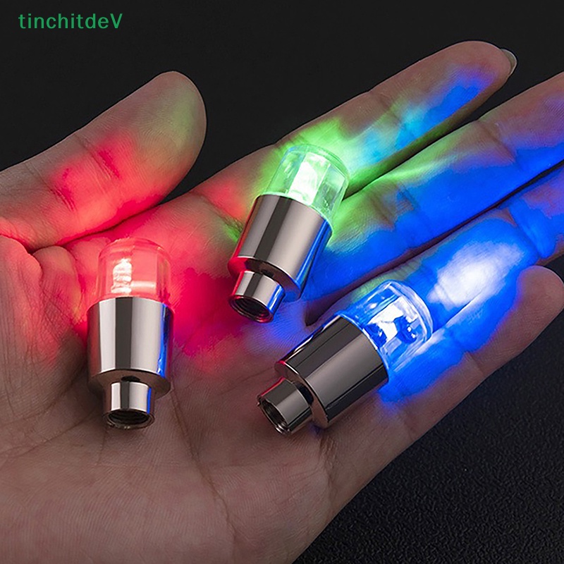 Nắp Van Bánh Xe Hơi Có Đèn LED Độc Đáo