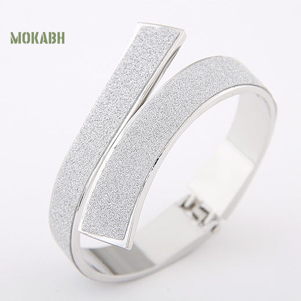 Vòng Tay Hợp Kim Kiểu Dáng Đơn Giản Thời Trang Cho Nữ