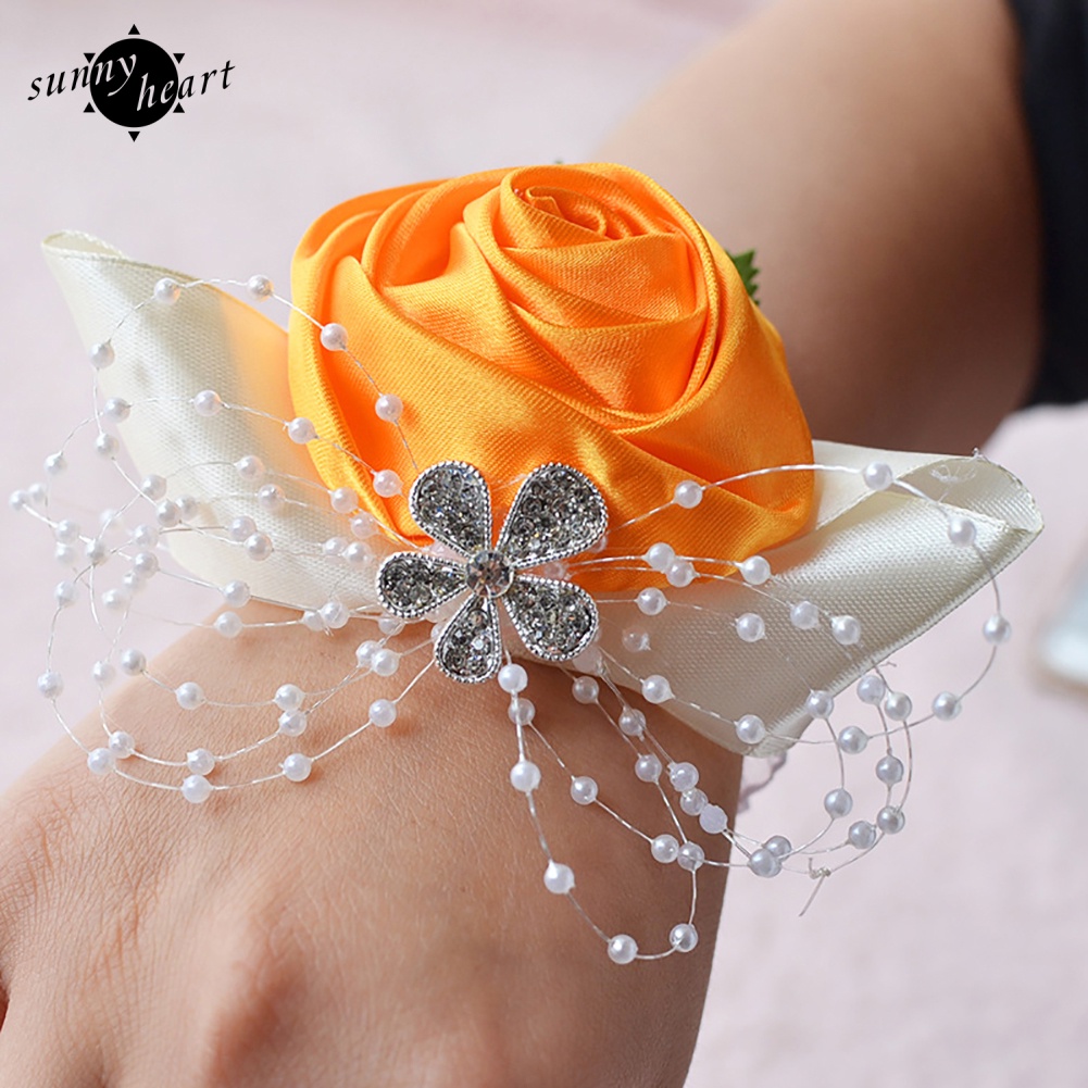 Vòng Hoa Đeo Cổ Tay Cho Chị Em Gái