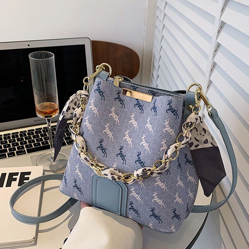 Túi Xách Đeo Vai Bằng Lụa Kích Thước Lớn Phong Cách Phương Tây Thời Trang Mùa Hè 2022 Mới Cho Nữ