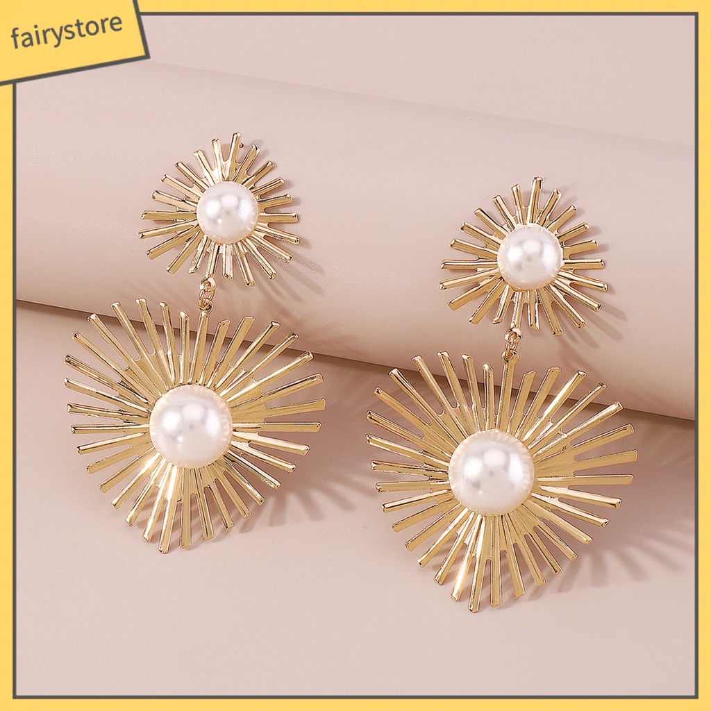 1 Đôi Bông Tai Treo Hình Trái Tim Rỗng Đính Ngọc Trai Nhân Tạo Màu Sắc Tương Phản Chống Dị Ứng Dành Cho Nữ