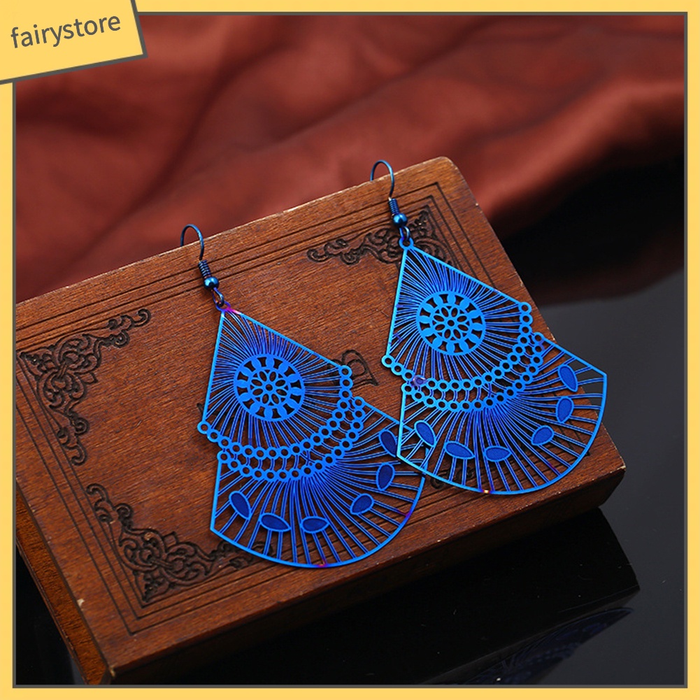 Bông Tai Dáng Dài Hình Quạt Rỗng Nhiều Màu Thời Trang Cho Nữ