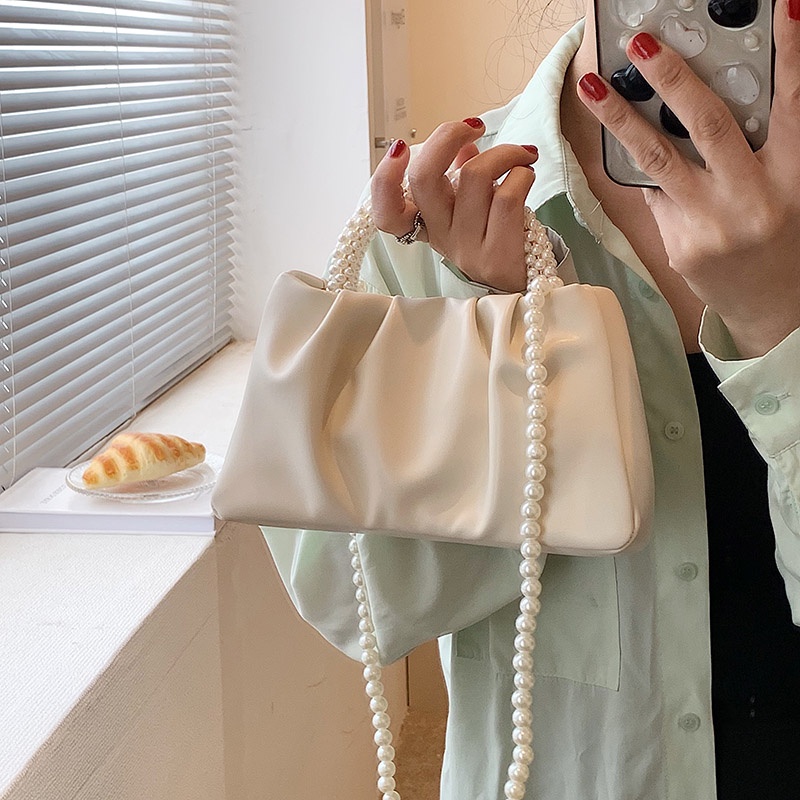 Túi Đeo Chéo Hình Đám Mây Xếp Ly Đính Ngọc Trai Thời Trang Dễ Phối Đồ Cho Nữ