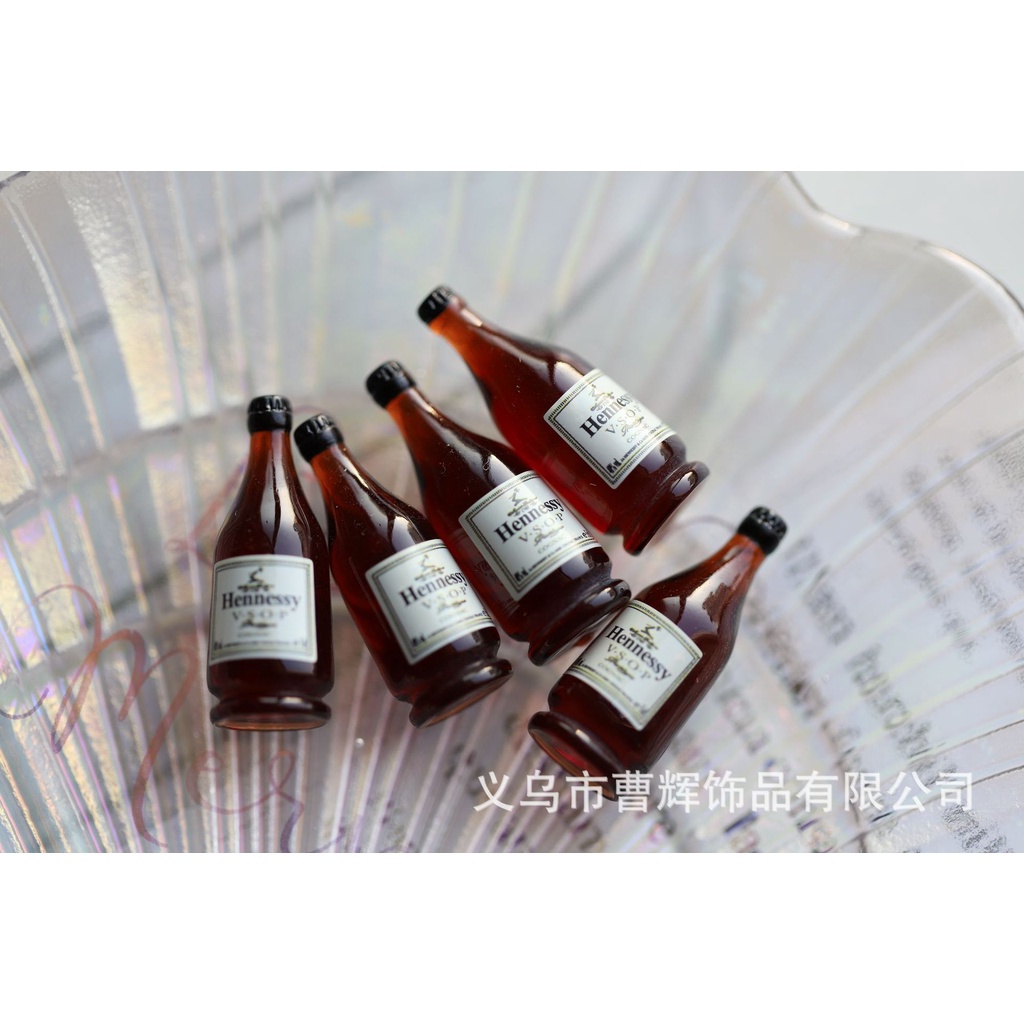 Mô hình chai rượu tây mini trang trí độc lạ chụp ảnh  | Mini House