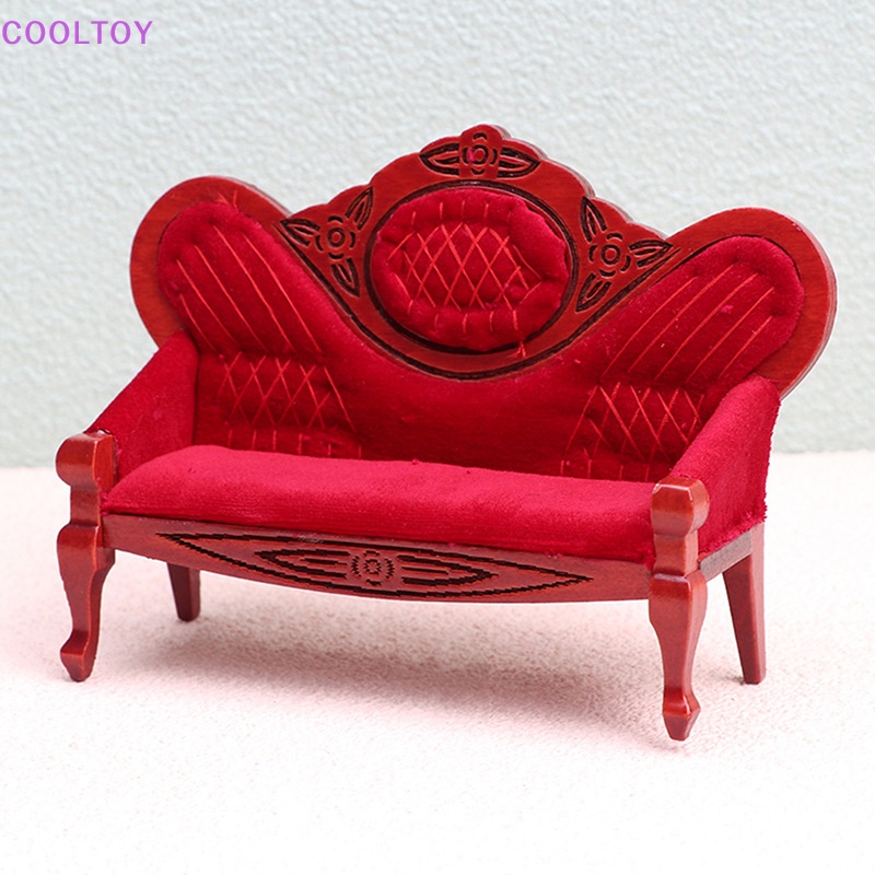 Cooltoy Mô Hình Ghế Sofa Màu Đỏ Phong Cách Retro Tỉ Lệ 1: 12 Trang Trí Nhà Búp Bê