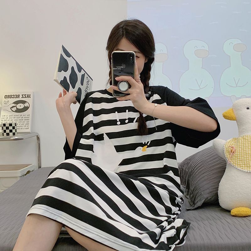 Đồ ngủ Tay Ngắn Họa Tiết Kẻ Sọc Dễ Thương Thời Trang Mùa Hè Cho Nữ