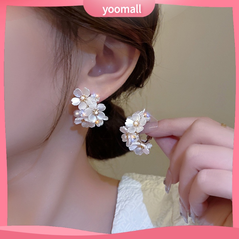[YM] Bông Tai Thiết Kế Hình Hoa Trắng Đính Kim Cương Giả Vỏ Sò