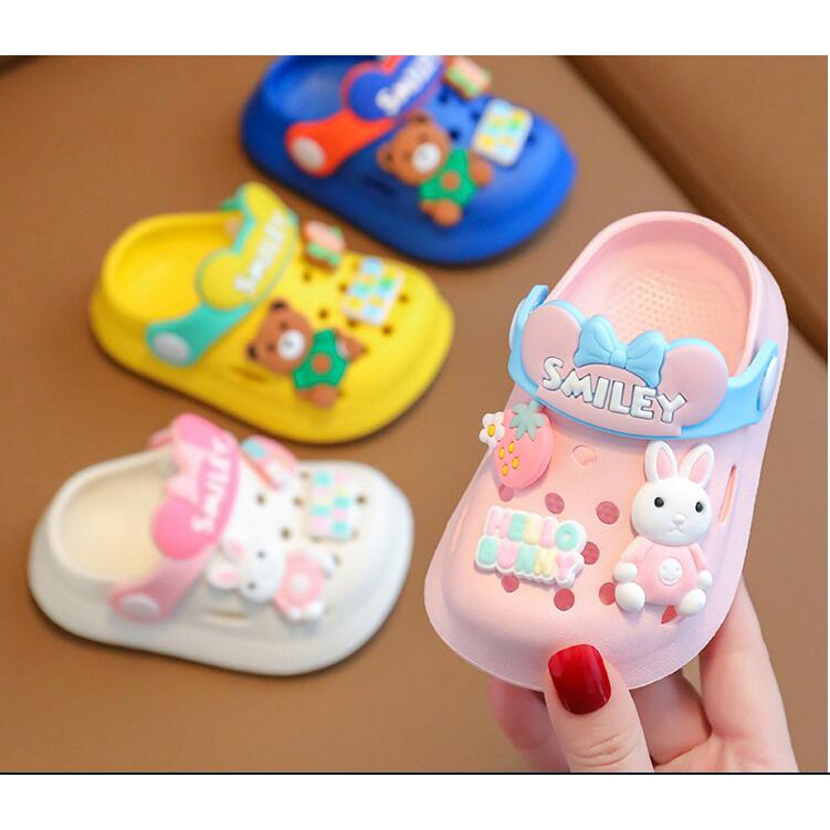 CROCS Xăng đan Đế Cao Su Mềm Chống Trượt Hình Thỏ Đáng Yêu Dành Cho Trẻ Em