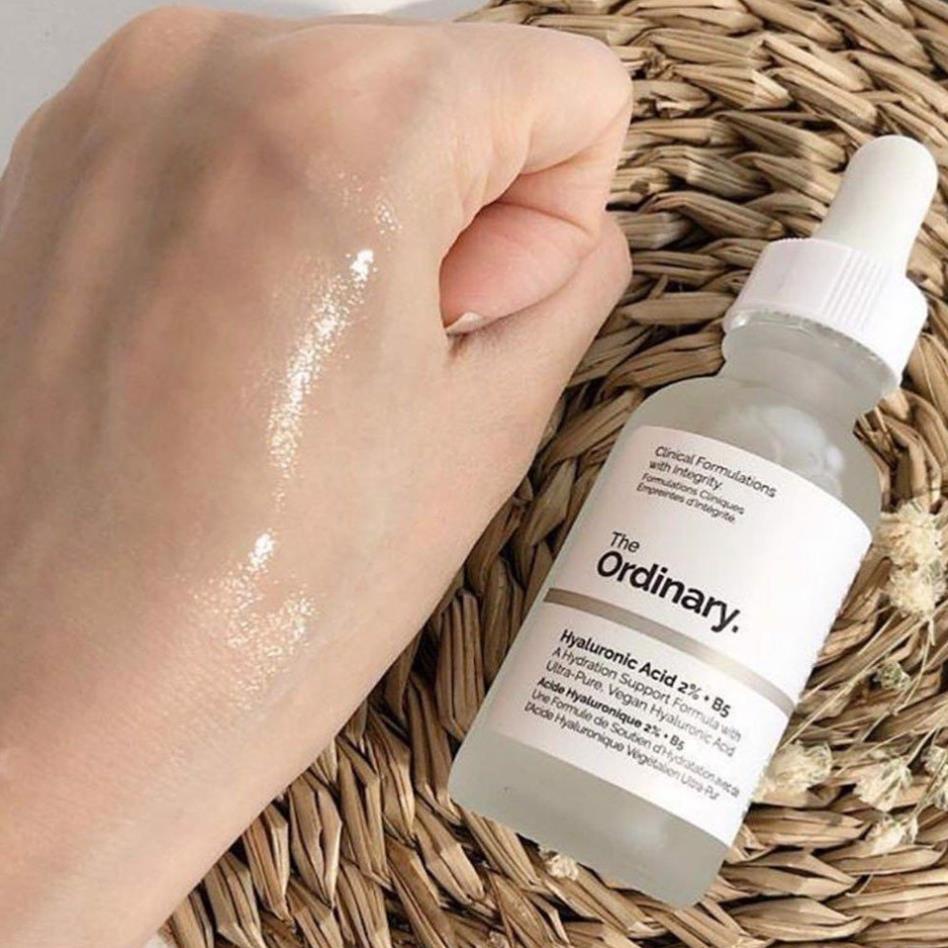 Serum The Ordinary Hyaluronic Acid 2%.