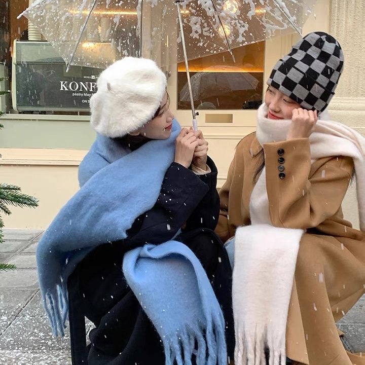 Khăn Choàng Cổ Dài Màu Cầu Vồng Ấm Áp Xinh Xắn Cho Nữ