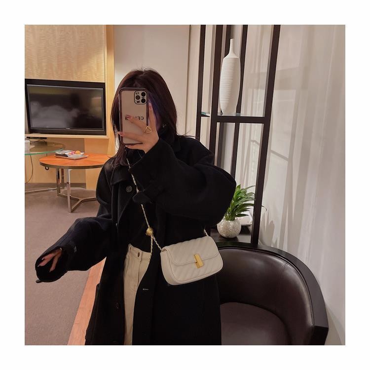 Túi Xách Đeo Vai Phối Dây Xích Phong Cách Thời Trang Hàn Quốc Dành Cho Nữ