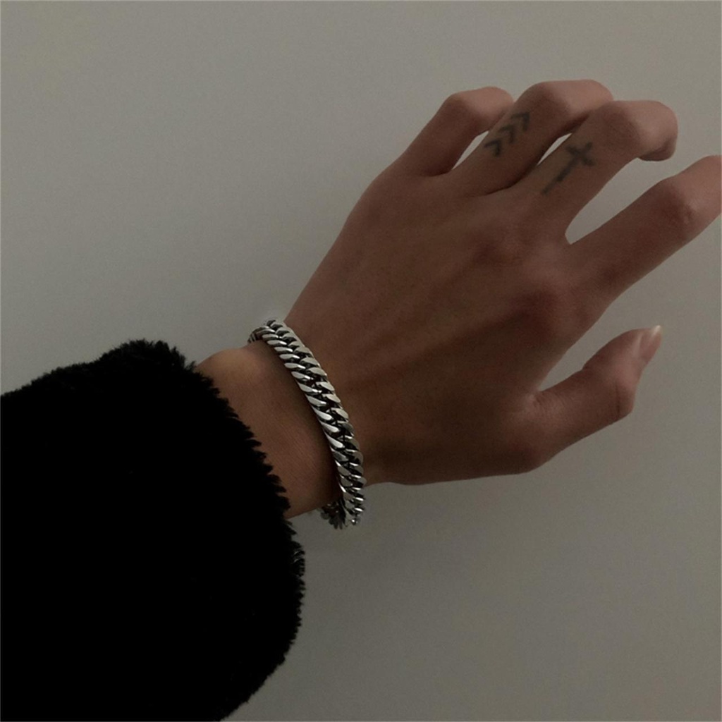 Vòng Tay Bản Rộng Bằng Thép Không Gỉ Phong Cách Hip Hop Hàn Quốc Cho Nam Và Nữ