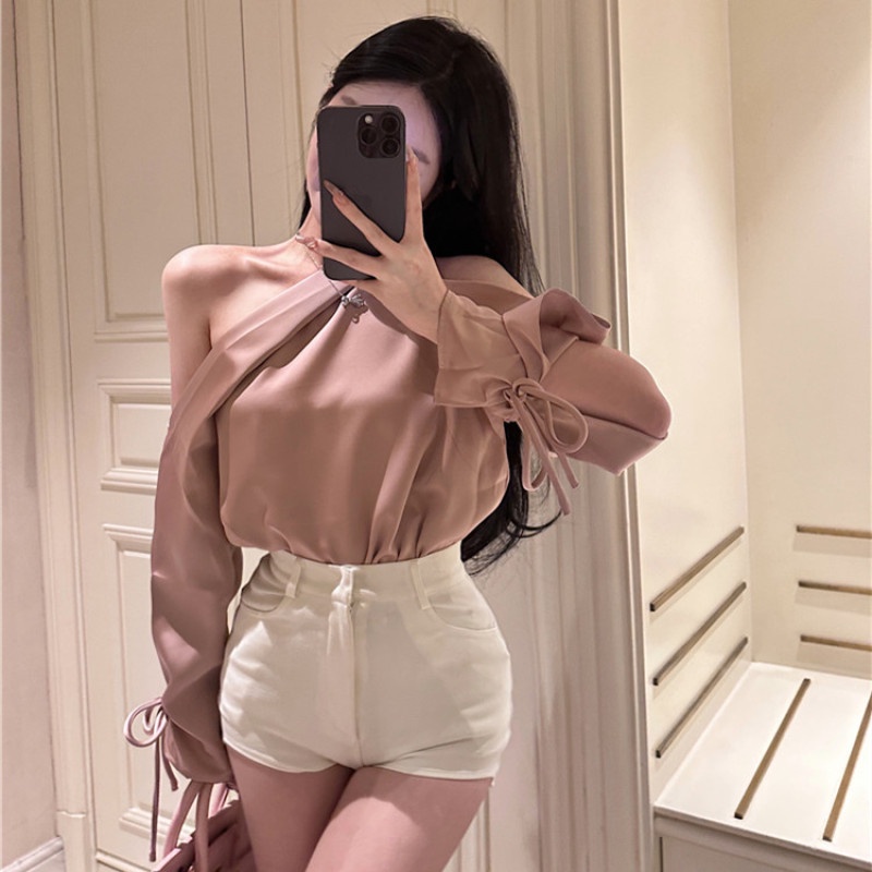 Áo Sơ Mi Nữ Tay Dài Hở Vai Bằng Satin Kiểu Dáng Gợi Cảm Hợp Thời