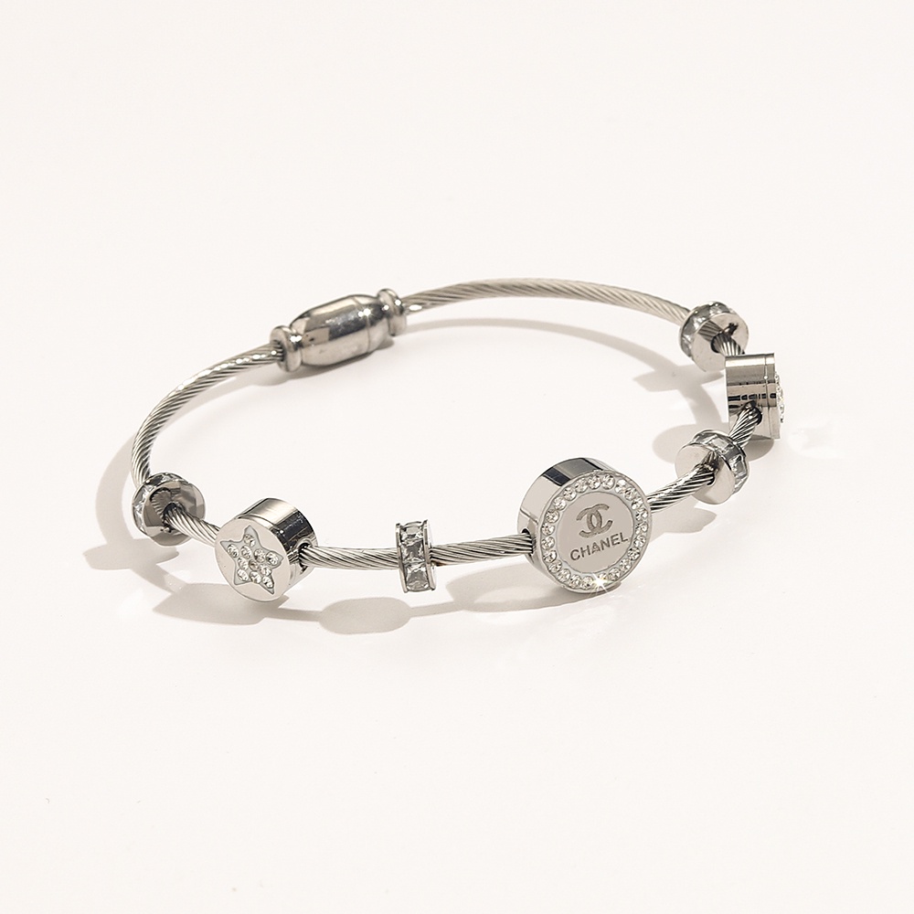 Vòng Đeo Tay Bằng Thép Titan In logo cc Hai cc Khoét Lỗ Bấm Lỗ Đơn Giản