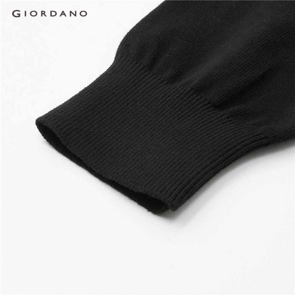 Áo len nam GIORDANO 13053601 cotton cổ tròn màu tương phản thời trang