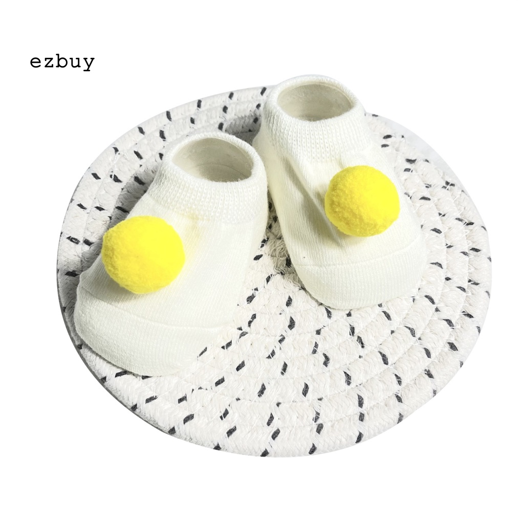 1 Đôi Tất Cotton Chống Trượt Đính Banh Lông Xinh Xắn Cho Bé