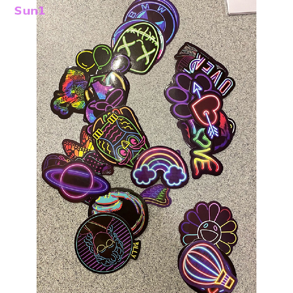 Sun1 > 50 Miếng Dán Hoạt Hình Graffiti Trang Trí Vali Xe Hơi Xe Máy DIY