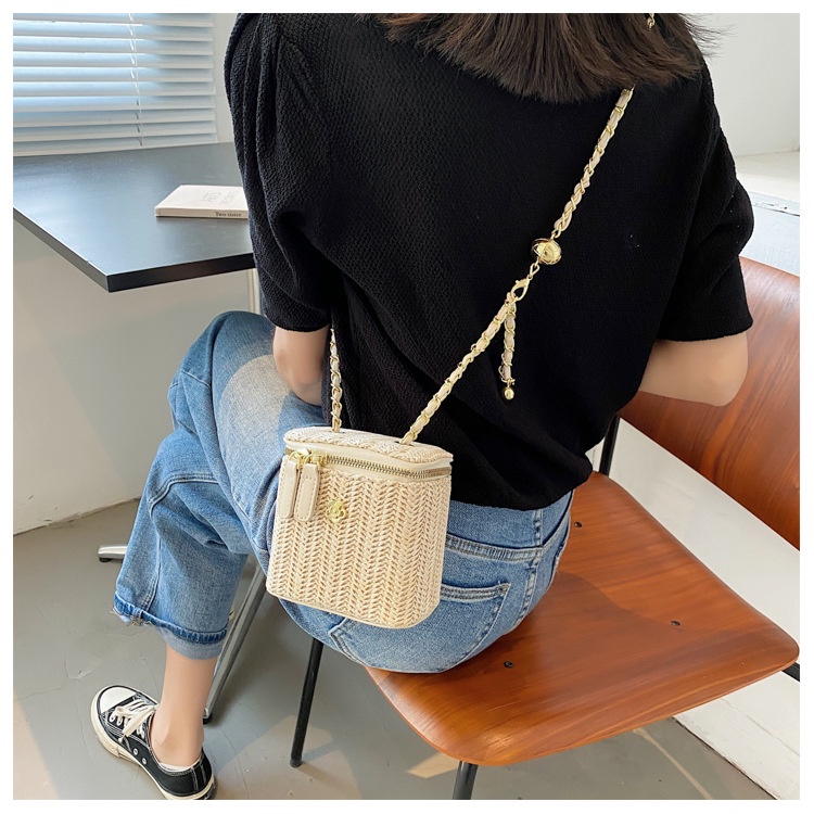 Túi Xách Đeo Chéo Vai Có Dây Xích Đựng Điện Thoại Phong Cách Bohemia Dành Cho Nữ