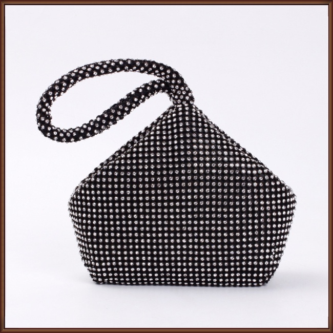 Ví Cầm Tay Đính Kim Cương Giả Sang Trọng Cho Cô Dâu