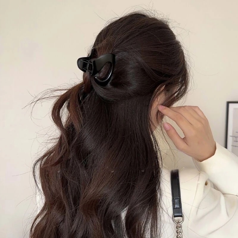 Kẹp Tóc Kim Loại Hình Cá Mập Thời Trang Hàn Quốc Cho Nữ