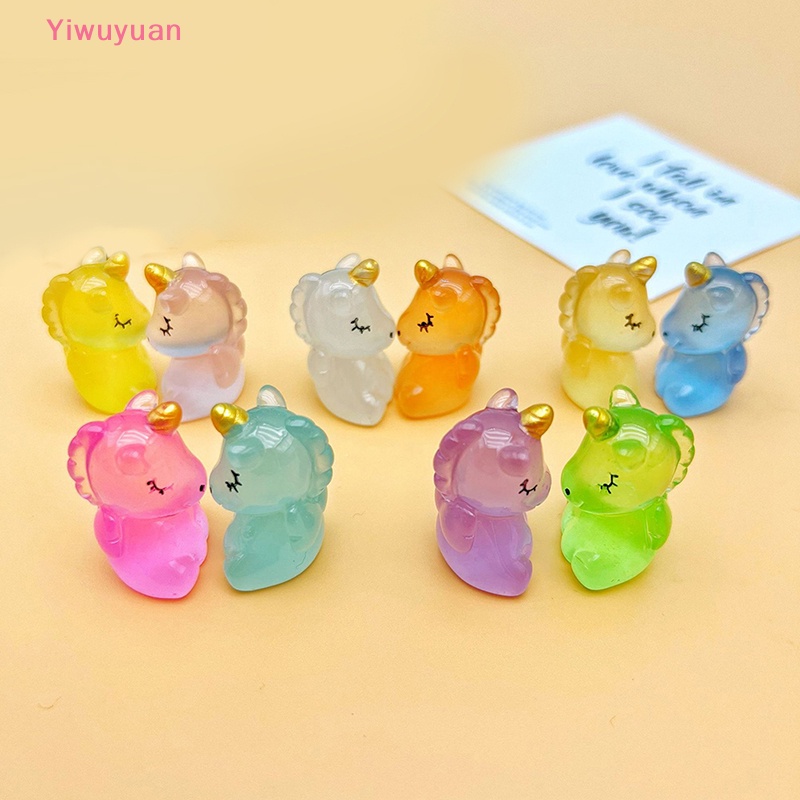 Bộ 2 Đồ trang trí Ngựa Hoạt Hình Phát Sáng Bằng Nhựa Resin Trang Trí Tiểu Cảnh Mới