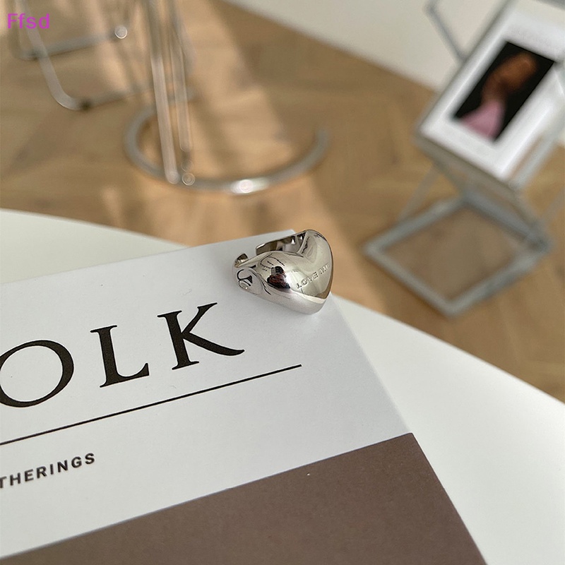 {Ffsd} Nhẫn Hình Trái Tim Màu Bạc Thời Trang Dành Cho Nữ