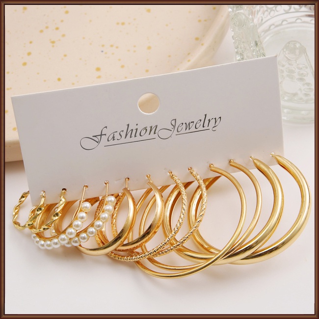 Bộ Khuyên Tai Hình Vuông Bằng Kim Loại Sang Trọng Cho Nữ