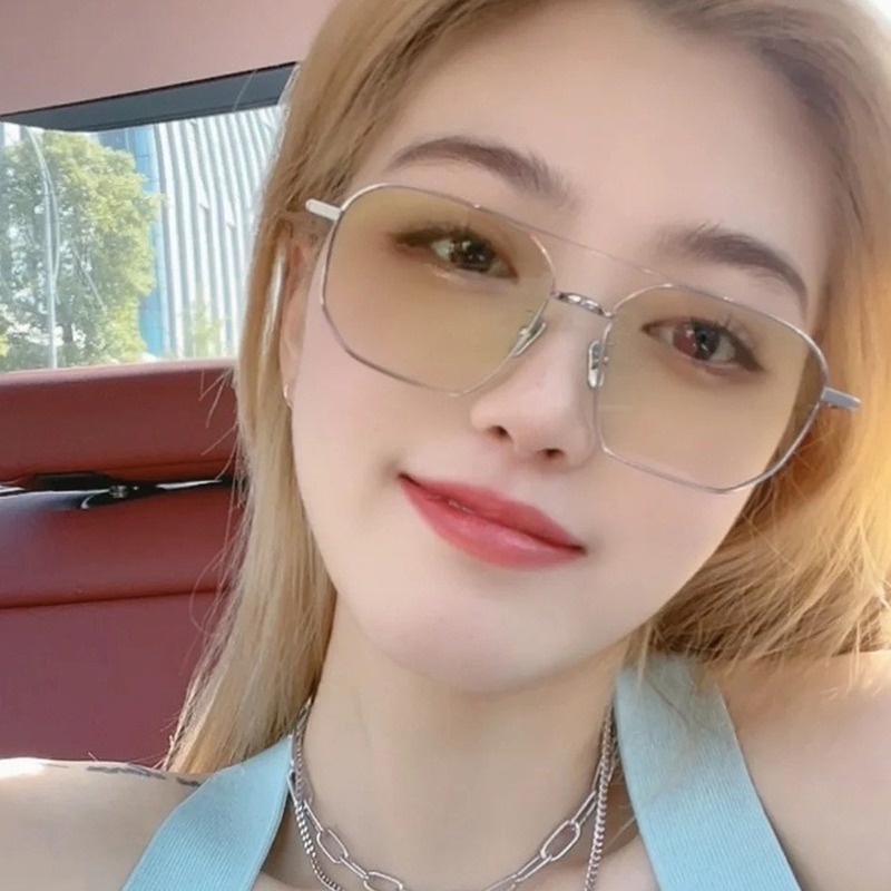 (KIQI-FASHION) COD Kính Mát Gọng Vuông Kim Loại Chống Ánh Sáng Xanh Thời Trang Cho Nam Và Nữ