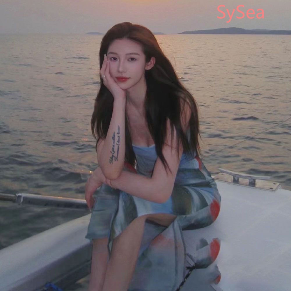 Tranh Sơn Dầu Họa Tiết Độc Đáo Quyến Rũ Cho Nữ