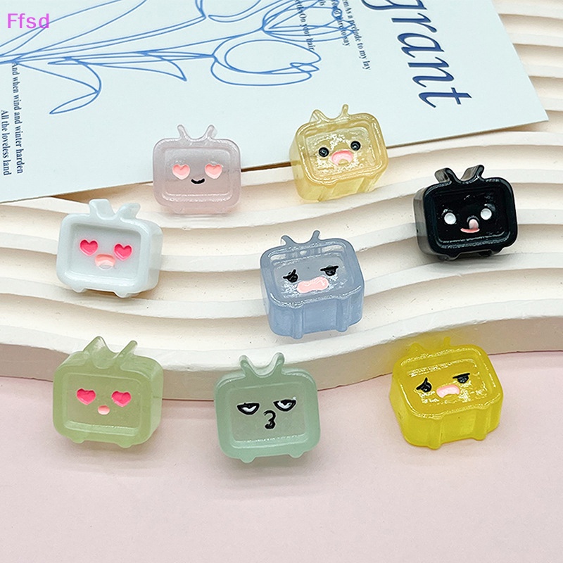 {Ffsd} Bộ 5 Tượng Resin Mini Hình Tv Hoạt Hình Màu Dạ Quang Dễ Thương Trang Trí Bảng Điều Khiển Xe Hơi / Nhà Cửa / Sân Vườn