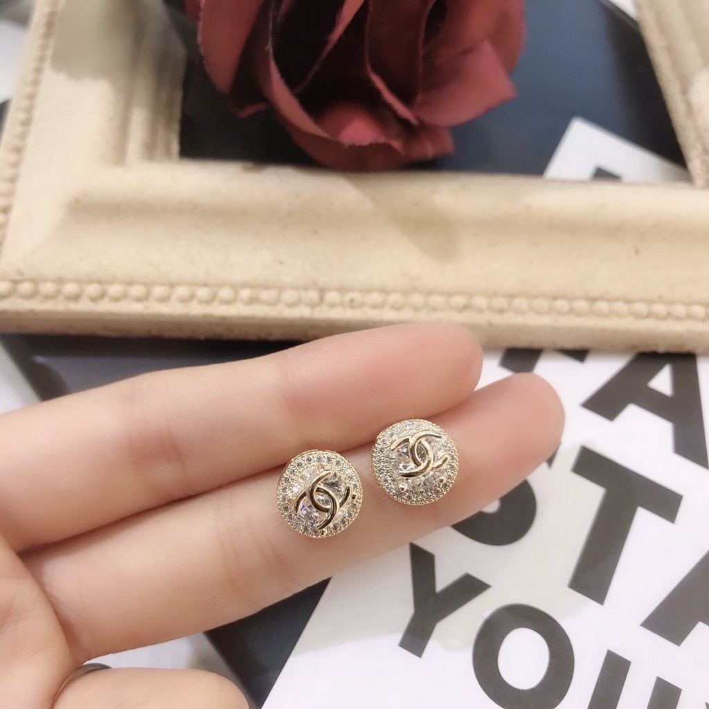 Bông Tai Bằng Thép Titan Chống Thấm Nước Không Gỉ In Logo Thời Trang Cho Nữ
