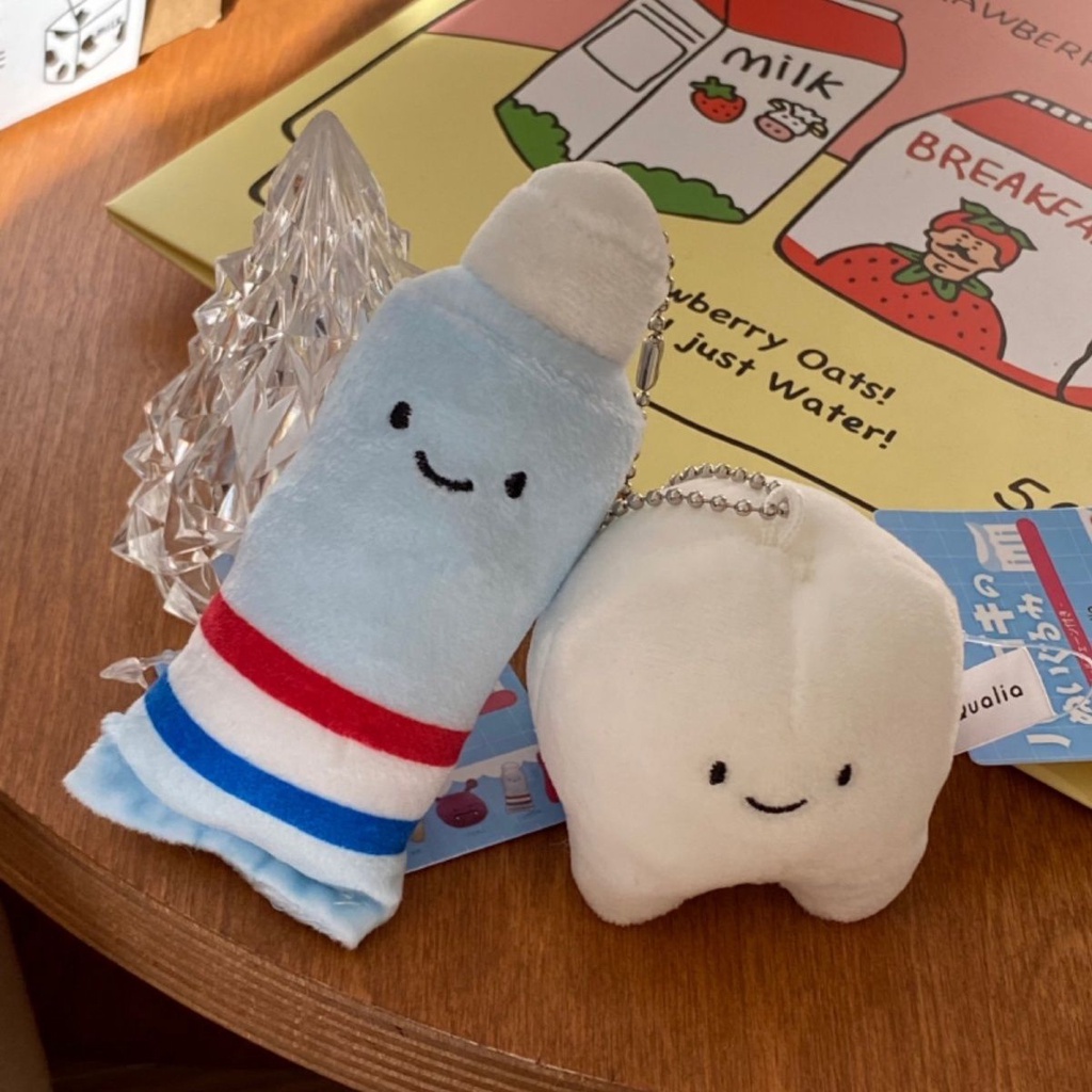 Móc Khóa Hình Bàn Chải Và Kem Đánh Răng Nhồi Bông Mềm Mại Sáng Tạo