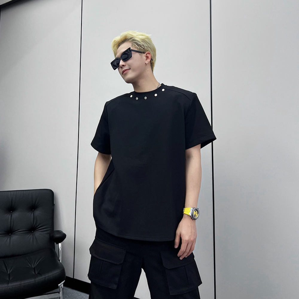 [Love Wearing Help] Áo Thun Nam Tay Ngắn Đính Đinh Tán Kim Loại Cao Cấp Phong Cách Đường Phố Hàn Quốc