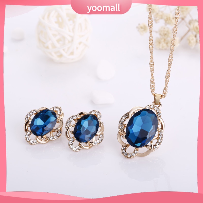 Bộ Vòng cổ + Bông Tai Đính Pha Lê Hình Thoi