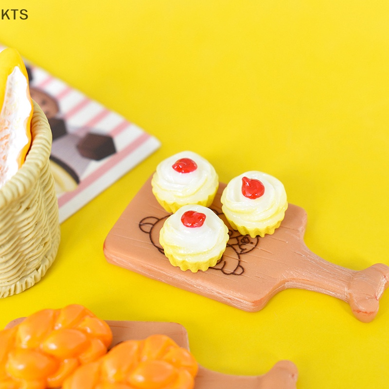 Set 5 Mô Hình Bánh Mì Xinh Xắn Dùng Để Trang Trí Nhà Búp Bê