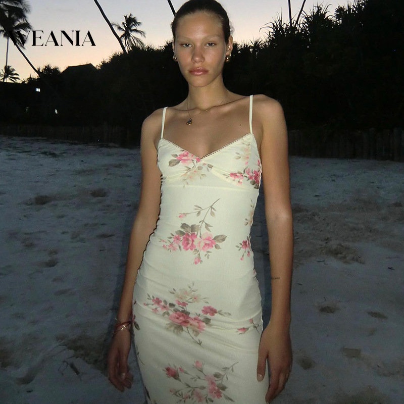 Đầm Dài In Hoa Khoét Sâu Gợi Cảm Cho Nữ