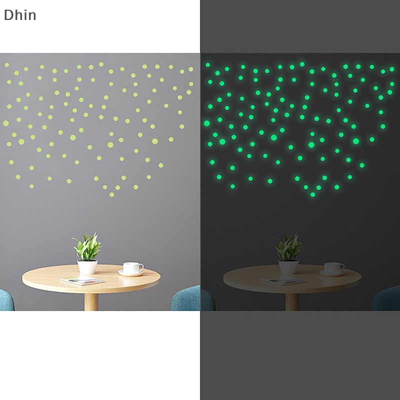 Miếng Dán Trang Trí Tường Hình Ngôi Sao Dạ Quang Độc Đáo
