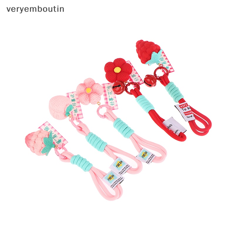 Móc Khóa Xe Hơi / Túi Xách Bằng Resin Hình Quả Dâu Dễ Thương Sáng Tạo Thích Hợp Làm Quà Tặng Cá Nhân