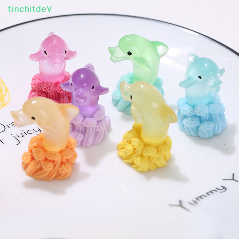 [TinchitdeV] 1 Đồ Chơi Cá Heo Phun Nước Ba Chiều Phát Sáng Trang Trí Nhà Búp Bê [Mới]