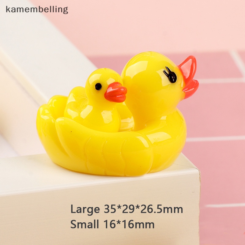 Set 2 Chú Vịt Vàng 3D Dễ Thương Dùng Để Trang Trí Tiểu Cảnh / Móc Khóa