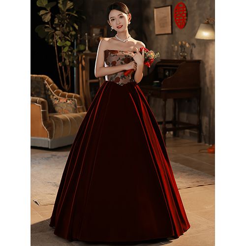 Trang phục bánh mì nướng đầu ống váy cưới đính hôn cô dâu mẫu mới 2023 váy dạ hội cổ điển thanh lịch tôn dáng gầy che th