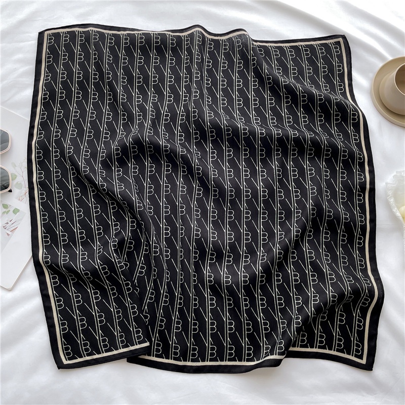 Khăn Choàng Cổ Vuông 65cm Vải Nhung Mỏng Mềm Mại In Chữ B Live Generation Mới Cho Nữ