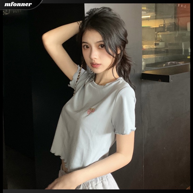 Áo Croptop Ngắn Tay Cổ Tròn Thêu Họa Tiết Ngọt Ngào