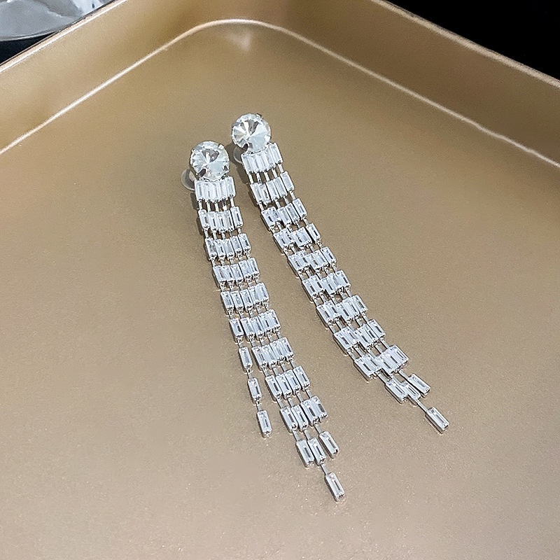 Bông Tai Mạ Bạc 925 Dáng Dài Phối Tua Rua Phong Cách Hàn Quốc Mới