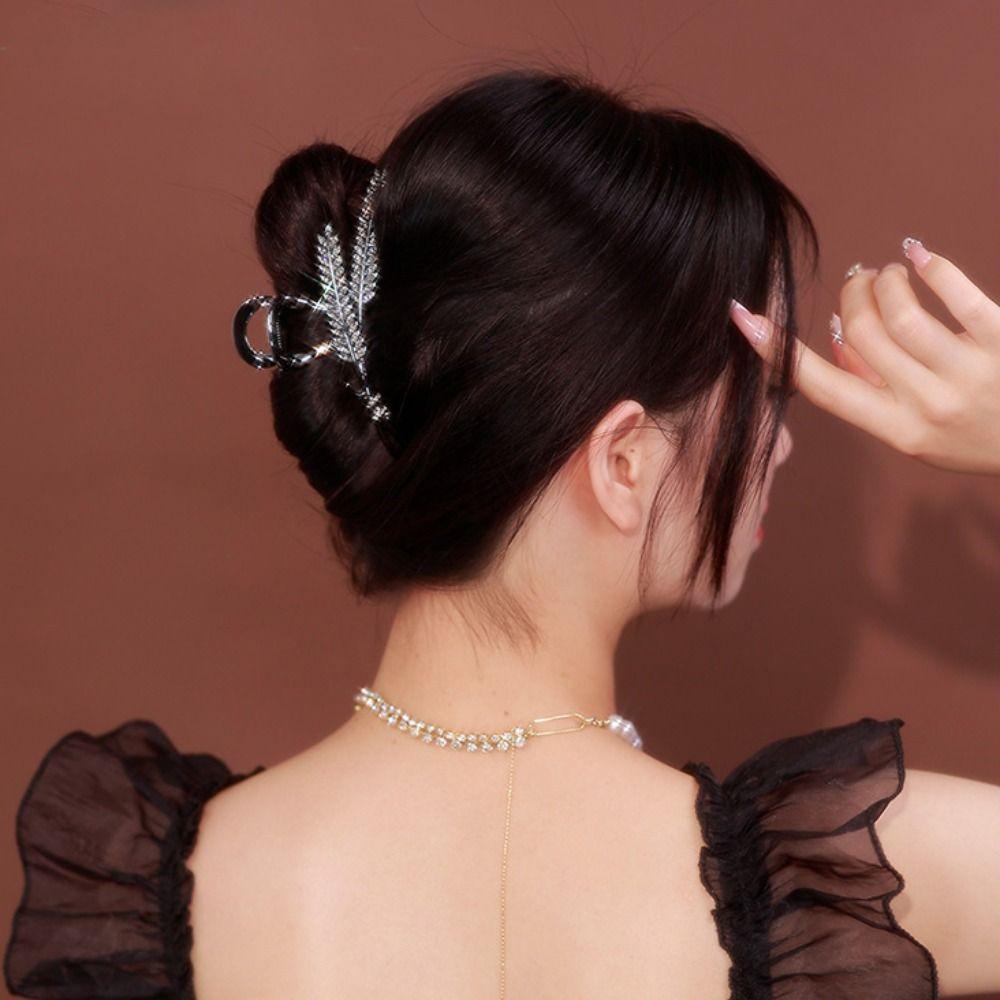 Kẹp Tóc Càng Cua Hình Cá Mập Bằng Kim Loại Lúa Mì Dễ Thương Cá Tính WMES15H Dành Cho Bạn Nữ